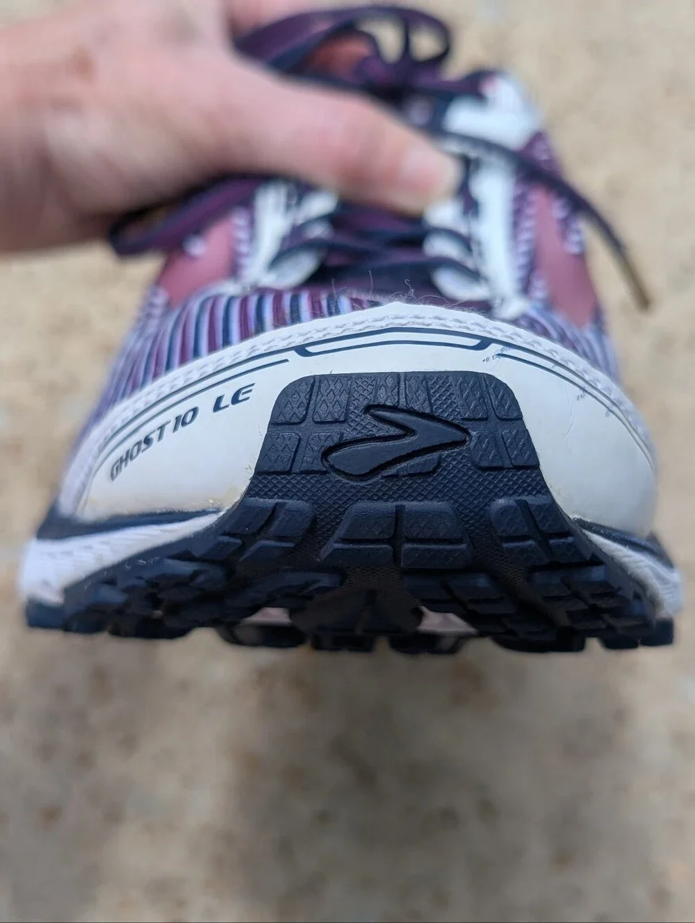 Brooks Ghost LE 10 Sneakers Women Size 9. Excellent Pre-Owned Condition. - Picture 10 of 14
